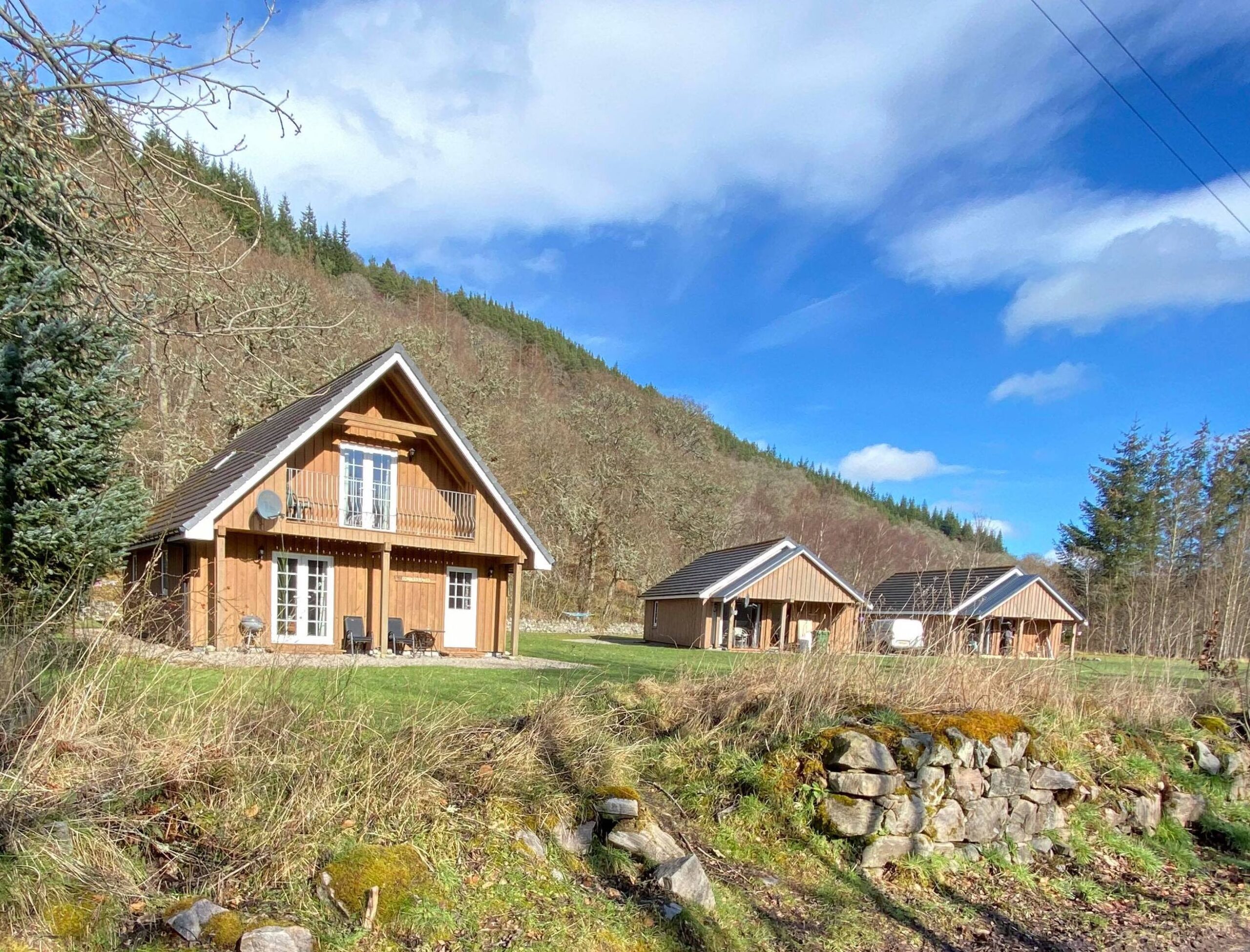 Loch-Achilty-Holiday-Cottages